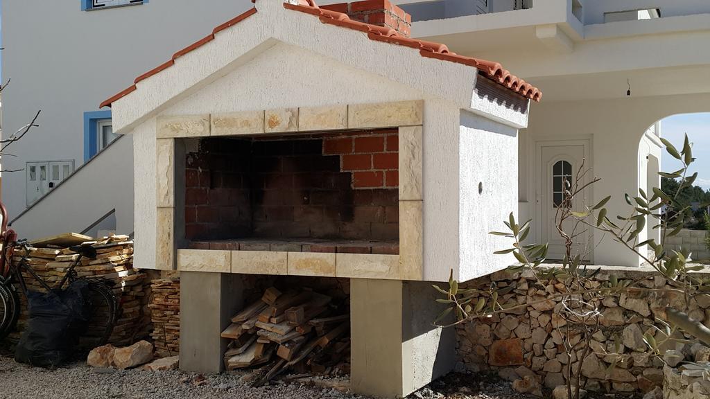 Apartments Natasa Vir Ngoại thất bức ảnh