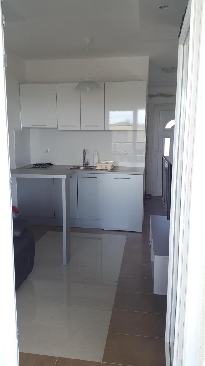 Apartments Natasa Vir Ngoại thất bức ảnh